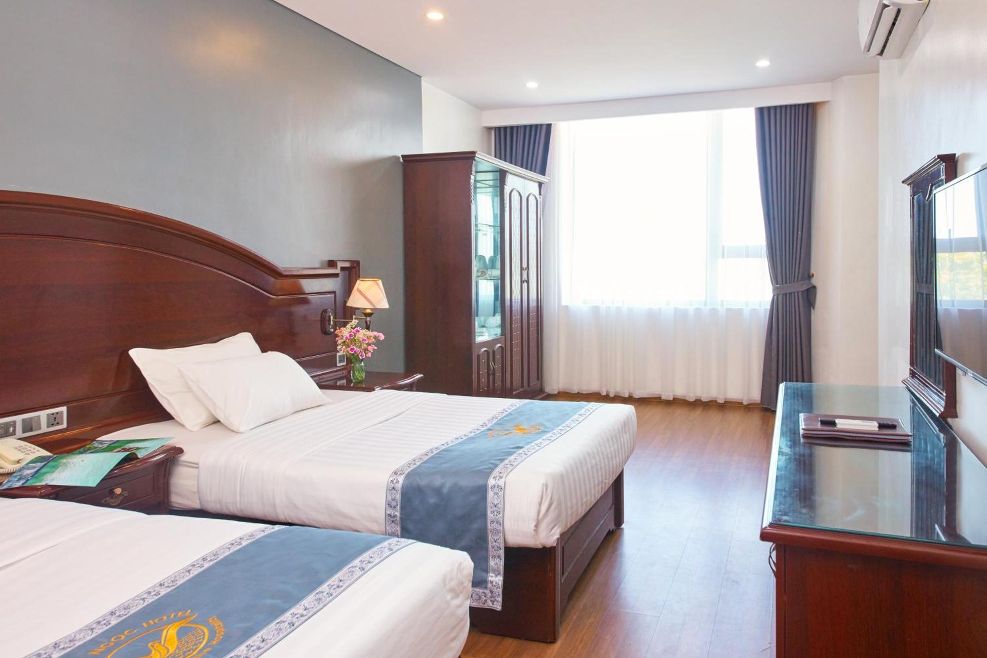 Gieng Ngoc Sea Moutain View Cat Ba Hotell Dong Khe Sau Eksteriør bilde